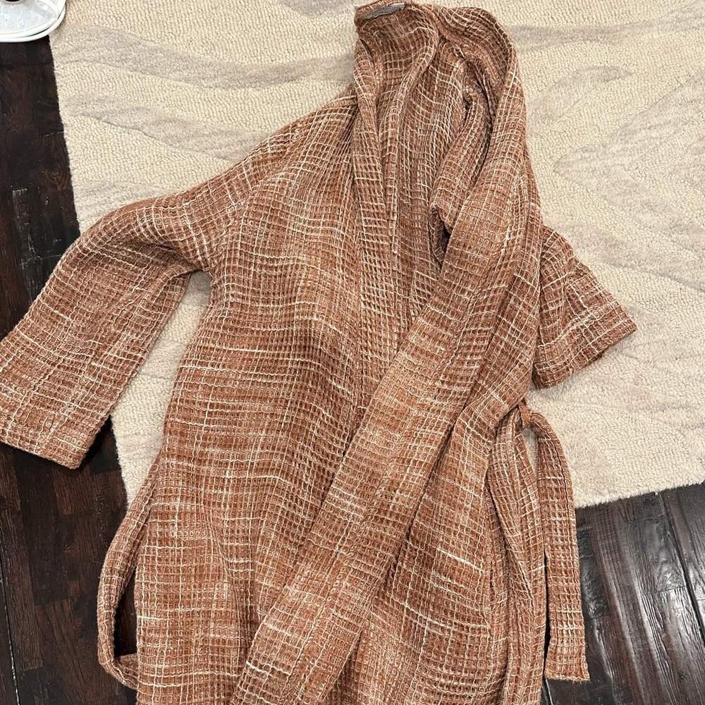 Parachute Waffle Robe - Picture 3 of 5